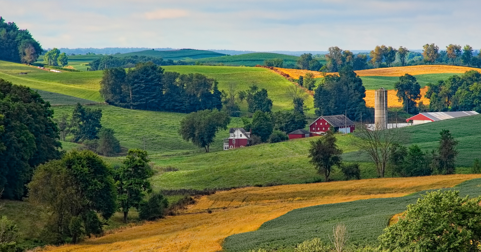 Professional drug intervention in Cleveland, OH, supporting a family and their loved one toward recovery and connection to local treatment resources.