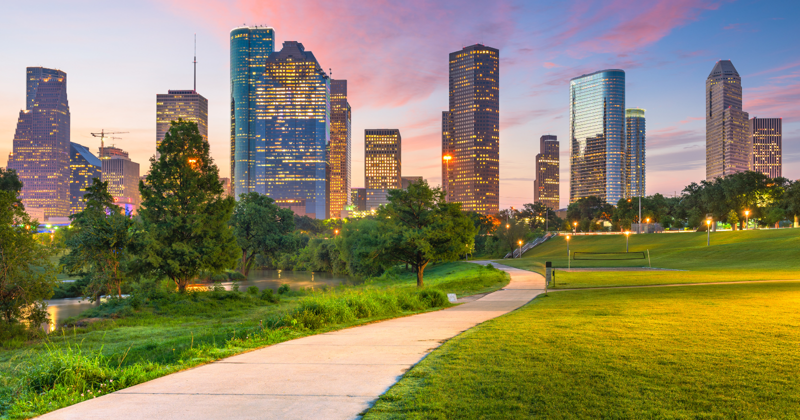 Professional interventionist providing compassionate drug intervention support to a family in Houston